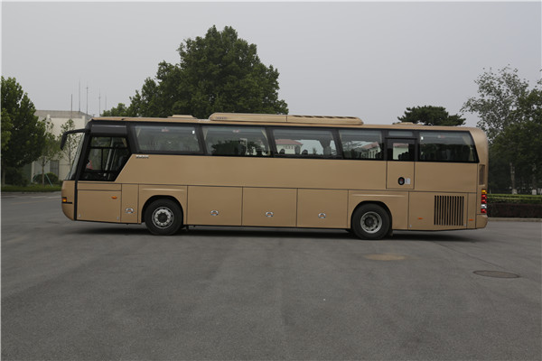 北方BFC6120L1D6豪華旅游客車（柴油國六24-54座）