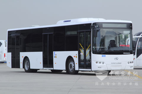 大金龍三開門、低地板公交車XMQ6120AGD5外觀