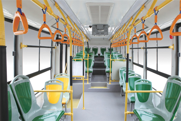 金旅XML6105JEV30C公交車（純電動(dòng)20-40座）