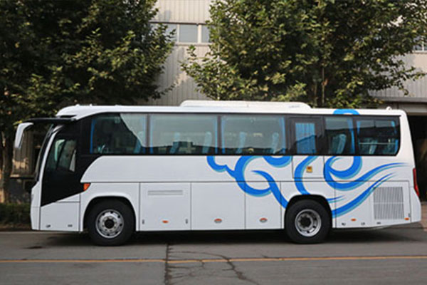 福田歐輝BJ6852EVUA-5客車（純電動24-39座）