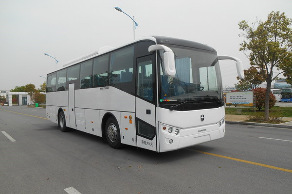 亞星YBL6117HBEV3客車（純電動(dòng)24-51座）