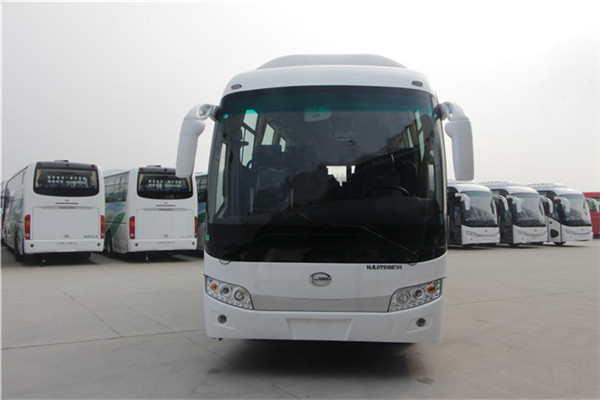 南京金龍NJL6118BEV5客車（純電動24-53座）