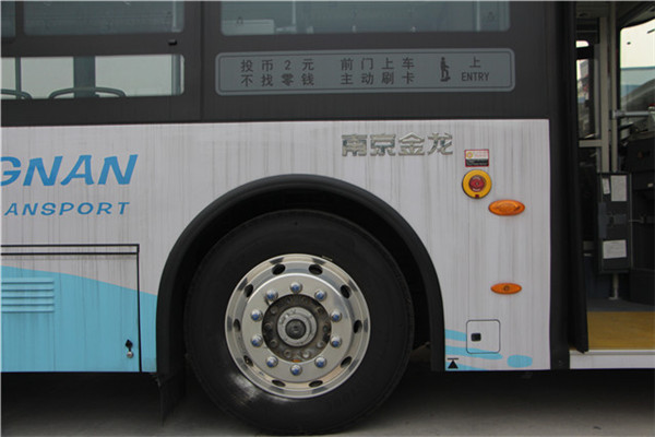 南京金龍NJL6129BEV16公交車（純電動(dòng)24-36座）