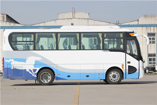 南京金龍NJL6808YA5客車（柴油國五24-35座）