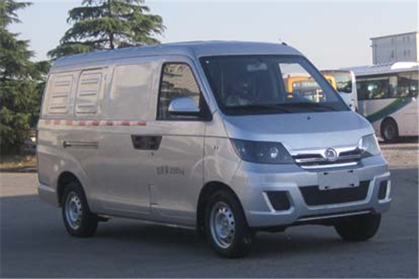 申龍SLK5030XXYBEV1廂式運輸車（純電動2座）