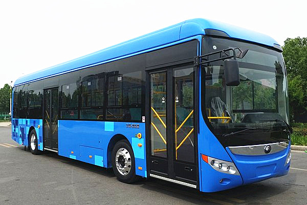 宇通ZK6125CHEVNPG37插電式低入口公交車（天然氣/電混動國五23-37座）