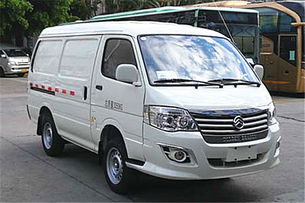 金旅XML5038XXYEV10廂式運(yùn)輸車（純電動2座）