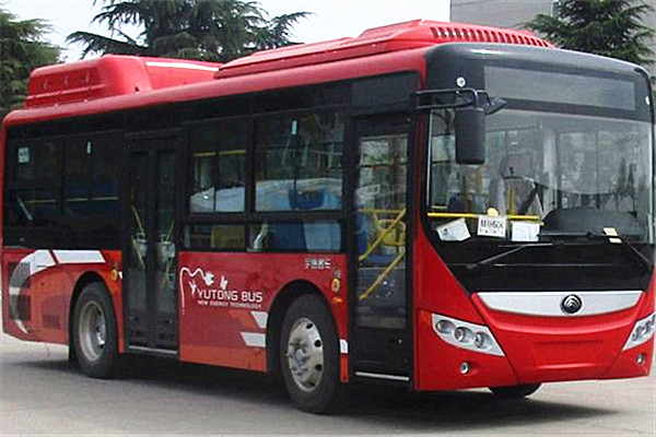 宇通ZK6825CHEVPG23C插電式公交車(chē)（柴油/電混動(dòng)國(guó)五14-26座）