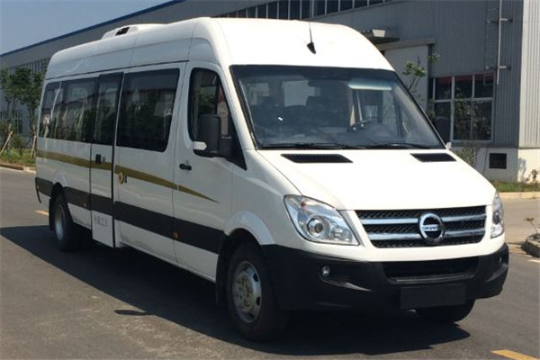 南京金龍NJL6810BEV10客車（純電動10-23座）