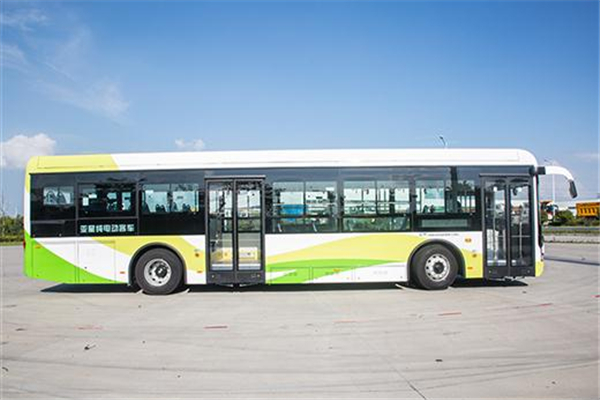 亞星JS6128GHBEV15公交車（純電動(dòng)21-42座）